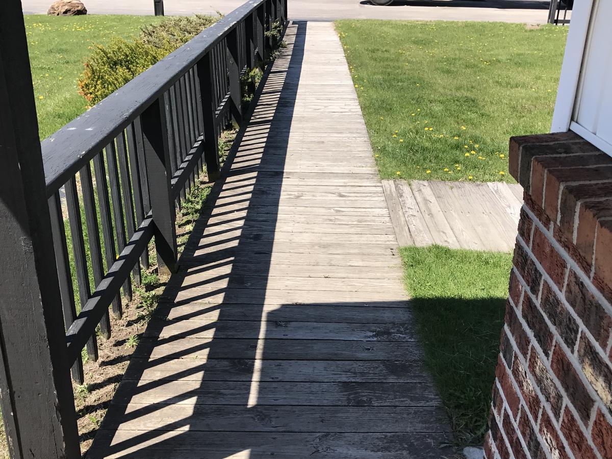 Exxon Quik Stop & Motel Wausaukee 외부 사진