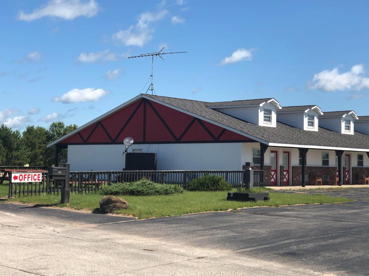 Exxon Quik Stop & Motel Wausaukee 외부 사진